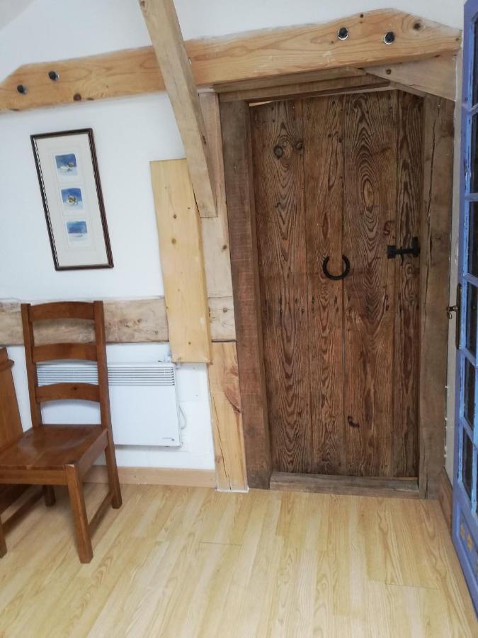 Apartment Le Buguet Saint-Antoine-Cumond Esterno foto